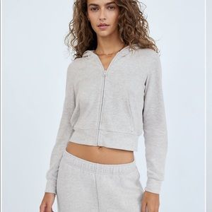 Aritzia Ribbed Zip Hoodie, Grey, Size Medium
